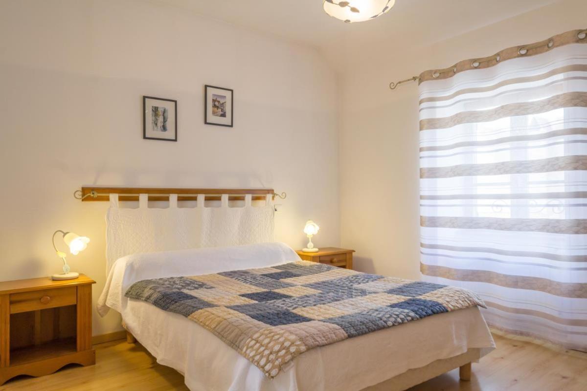 Bed and Breakfast Logis De L'Orme La Rochepot Екстер'єр фото